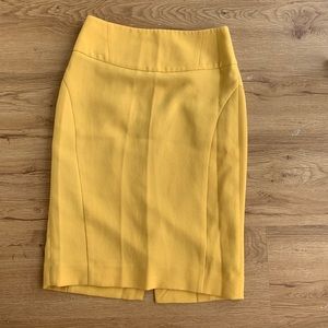 🌈 Mustard yellow pencil skirt (2 for $10 promo)